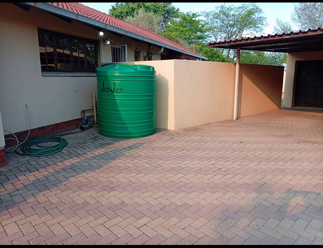 3 BEDROOM HOUSE TO LET IN SUIDHEUWEL